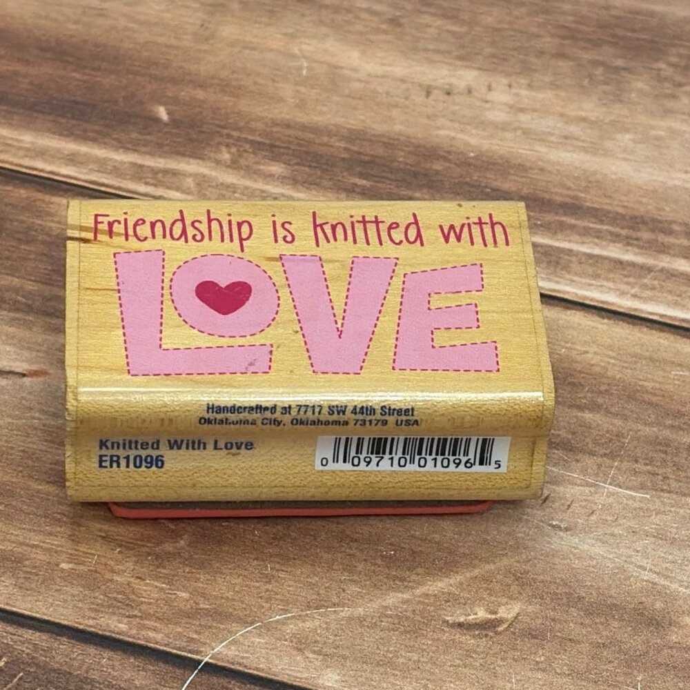 2007 STAMPABILITIES ER1096 KNITTED WITH LOVE WOOD MOUNTED RUBBER STAMP